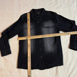 Men's Gray Harley-Davidson button down - Size Large?